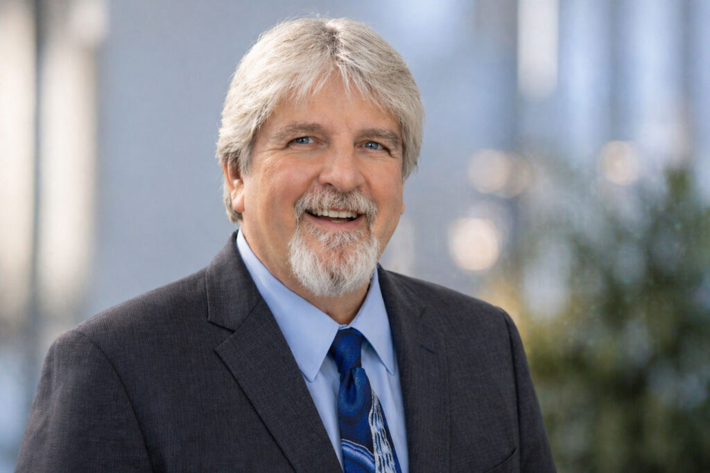 Robert Choynowski Headshot